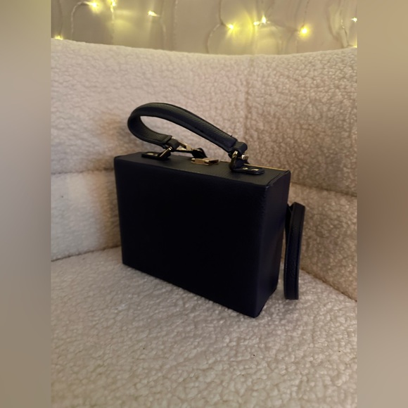 charming charlie bag - Picture 3 of 3